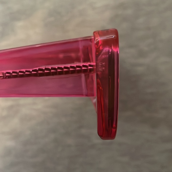 Collection- 4 pairs of affordable sunglasses  I never wore. Last pair- Roots - Picture 7 of 17